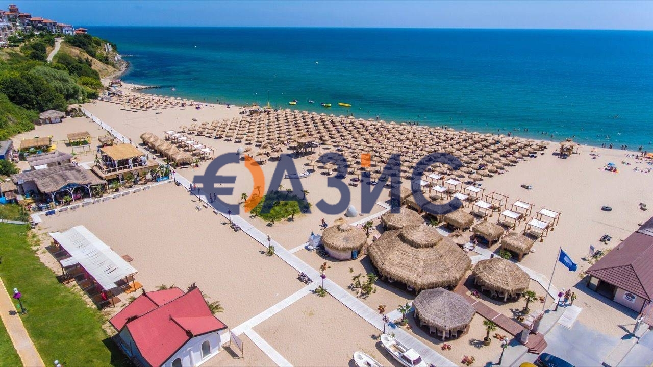 2 bedroom apartment 48 m² Sveti Vlas, Bulgaria