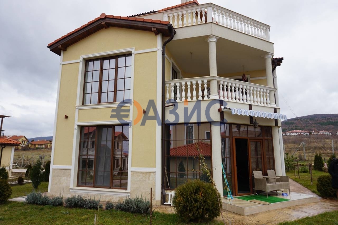 Pretty Garden House, Кошарица, Трехэтажный дом, 222230 евро #13907025